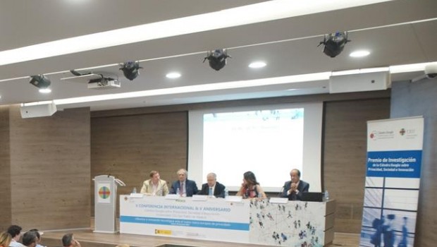 ep v conferencia internacionalla catedra google