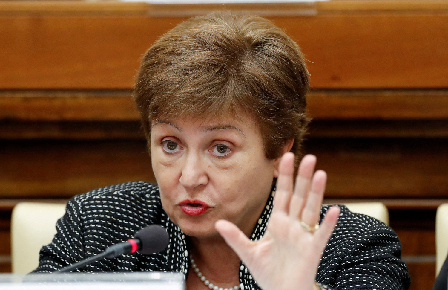 pour georgieva fmi il faut se preparer a de multiples chocs d inflation 