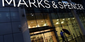 525-postes-supprimes-au-siege-londonien-de-marks-spencer