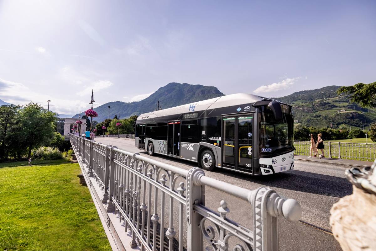 Solaris se adjudica el suministro de 52 autobuses de hidrógeno en Alemania