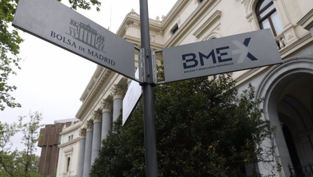 ep archivo cartel que indica el edificio de la bolsa de madrid en madrid espana ep archivo cartel que indica el edificio de la bolsa de madrid en madrid espana