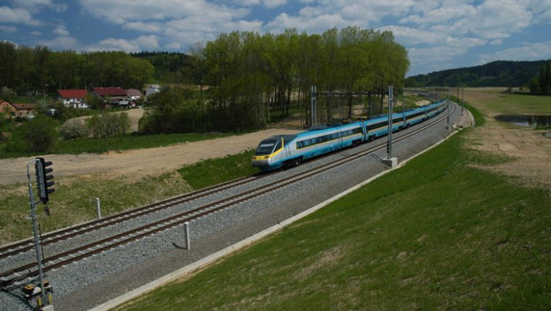 ep archivo corredor ferroviario de ohla en republica checa ep archivo corredor ferroviario de ohla en republica checa