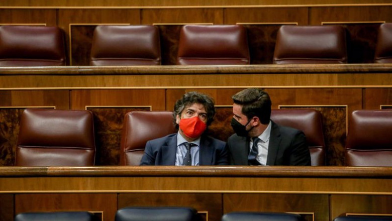 Archivo - El diputado del PP y portavoz adjunto del partido, Mario Garcés (i), en una sesión plenaria en el Congreso | Ricardo Rubio - Europa Press - Archivo ep archivo el diputado del pp y portavoz adjunto del partido mario garces i en una sesion plenaria