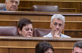 ep archivo   la portavoz de eh bildu en el congreso mertxe aizpurua y el diputado de eh bildu oskar