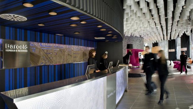 ep archivo   recepcion de un hotel barcelo