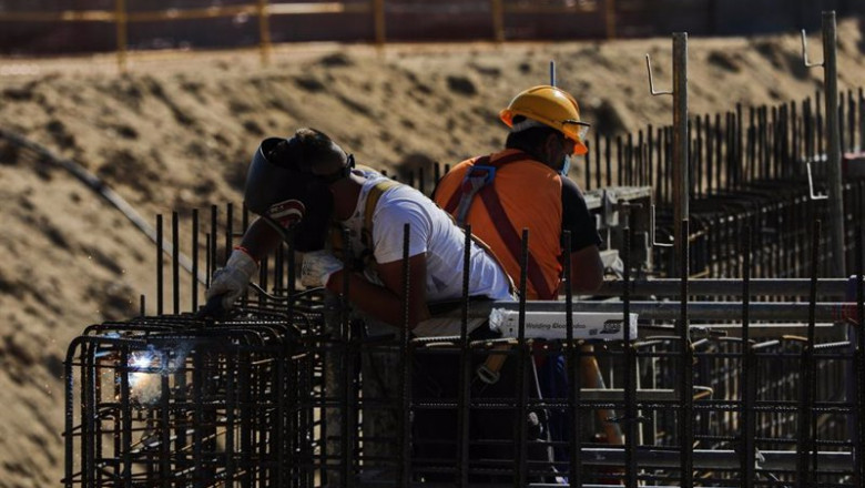Jesús Hellín - Europa Press - Archivo ep archivo trabajadores en una obra