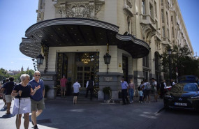 ep archivo vista exterior y entrada del hotel de lujo palace desde 2006 the westin palace madrid a ep archivo vista exterior y entrada del hotel de lujo palace desde 2006 the westin palace madrid a