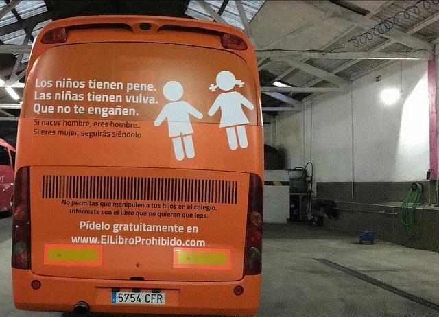 Autobús de Hazte Oír contra menores transexuales | HAZTE OÍR ep autobushazte oirmenores transexuales 20170314225002