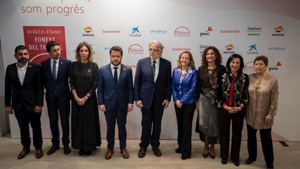 ep el conseller de trabajo asuntos sociales y familias de cataluna chakir el homrani lesfar 1i el