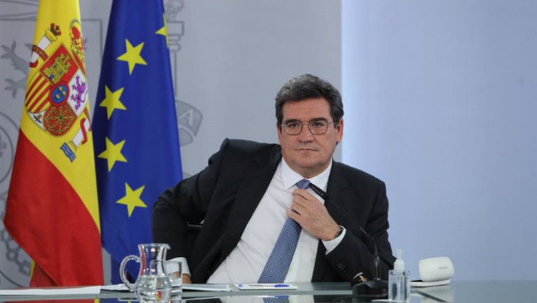 ep el ministro de inclusion seguridad social y migraciones jose luis escriva en la rueda de prensa ep el ministro de inclusion seguridad social y migraciones jose luis escriva en la rueda de prensa