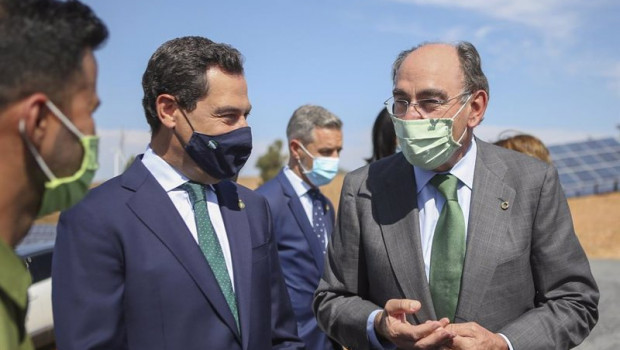 ep el presidente de iberdrola ignacio galan junto al presidente de la junta juanma moreno