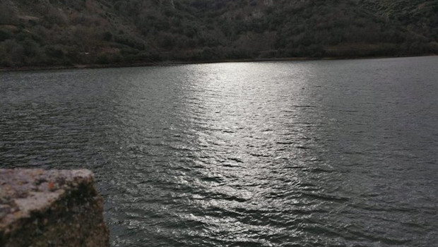 ep embalse de mansilla la rioja desde la presa