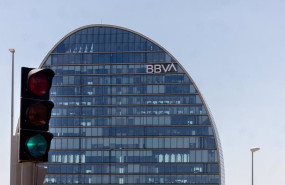 ep fachada de la sede de bbva en madrid