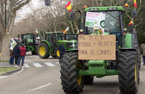 ep imagen del inicio de la tractorada que ha recorrido este viernes el centro de valladolid
