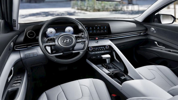 HYUNDAI ep imagen del interior de un modelo de hyundai