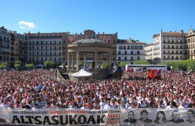 ep manifestacionpamplonaapoyolos detenidosalsasua