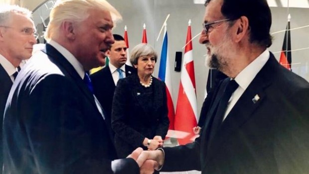 ep mariano rajoy saludadonald trumla cumbrela otan