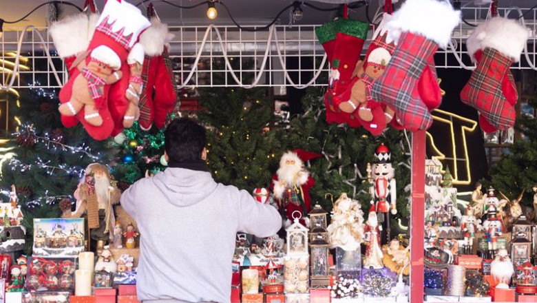 Más de la mitad de los españoles se plantea regalar productos de segunda  mano esta Navidad