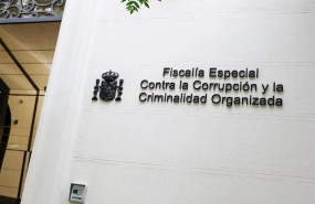 ep puerta principal del edificio de la fiscalia anticorrupcion en la calle manuel silvela n4 de