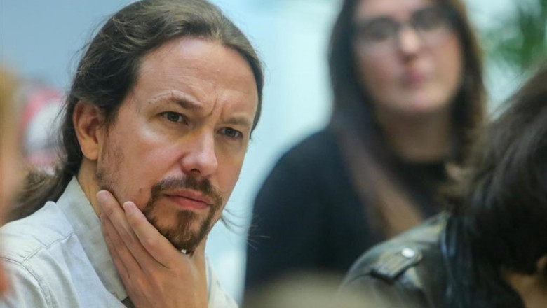 El secretario general de Unidas Podemos, Pablo Iglesias, participa en una asamblea con colectivos del ámbito de la sanidad | Ricardo Rubio - Europa Press ep secretario generalunidas podemos pablo iglesias participauna asambleacolectivos del ambitola sanidad