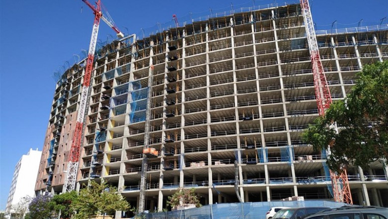 Un edificio de viviendas en obras en Málaga capital | EUROPA PRESS - Archivo ep un edificioviviendasobrasmalaga capital