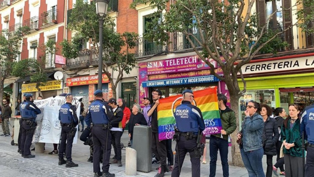 ep un grupopersonas irrumpeun actookupacioncsgrito de fascistas yabucheos