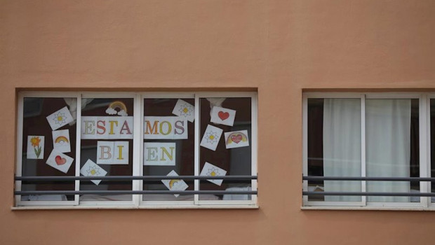 ep ventana del centro de personas mayores joaquin rosillo de san juan de aznalfarache sevilla donde