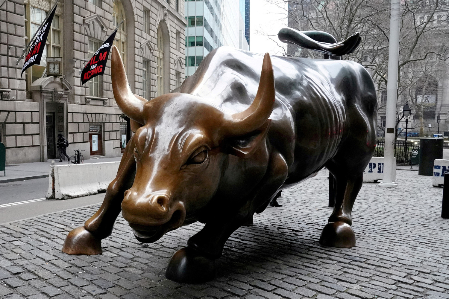 le taureau de wall street a new york 20240212135242 