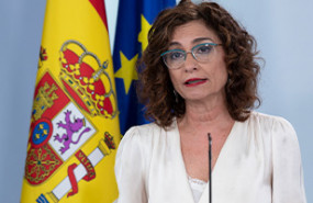 maria jesús montero rueda de prensa moncloa portada