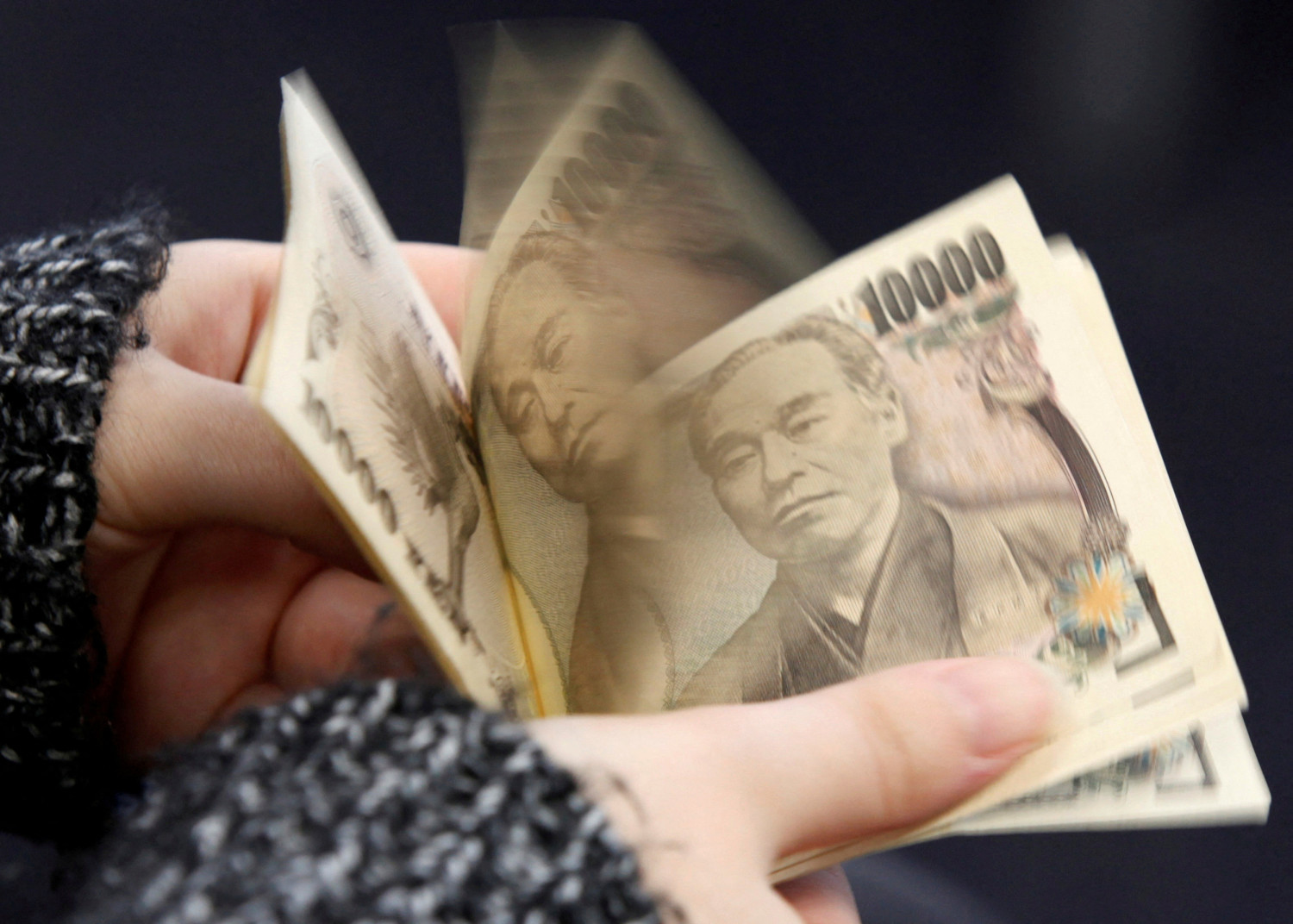 des billets de 10 000 yens tokyo 