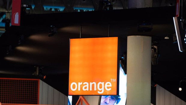 ep archivo   estand de orange en el mobile world congress mwc 2023