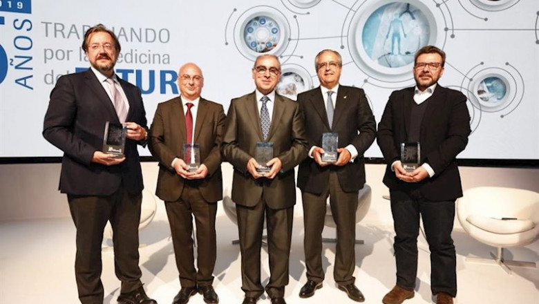 De izquierda a derecha: Álvaro Rodríguez Lescure, Francis Mojica, José Martínez Olmos, Antonio Alarcó y Adrián Llerena | INSTITUTO ROCHE ep de izquierda a derecha alvaro rodriguez lescure francis mojica jose martinez olmos antonio alarco