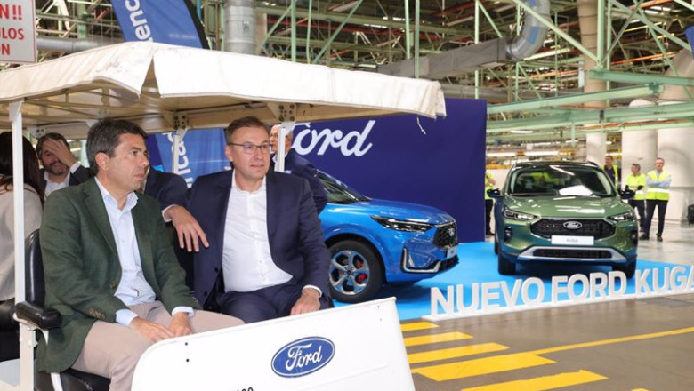 El presidente de la Generalitat, Carlos Mazón, en la fábrica de Ford Almussafes | GVA ep el presidente de la generalitat carlos mazon en la fabrica de ford almussafes