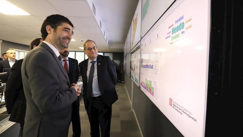 ep el presidente de la generalitat quim torra acompanado del conseller de politicas digitales y