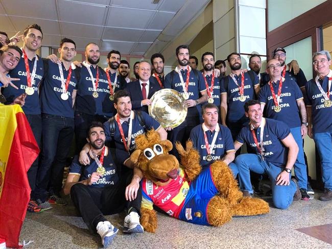 Hispanos selección española balonmano Barajas | RFEBM ep hispanos seleccion espanola balonmano barajas