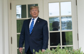 ep july 31 2019 - washington dc united states united states president donald j trump speaks to the media after welcoming the president of mongolia khaltmaagiin battulga upon his arrival at the white house chris kleponis contacto