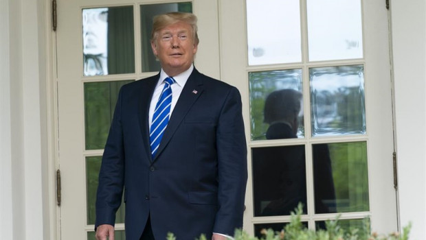 ep july 31 2019 - washington dc united states united states president donald j trump speaks to the media after welcoming the president of mongolia khaltmaagiin battulga upon his arrival at the white house chris kleponis contacto