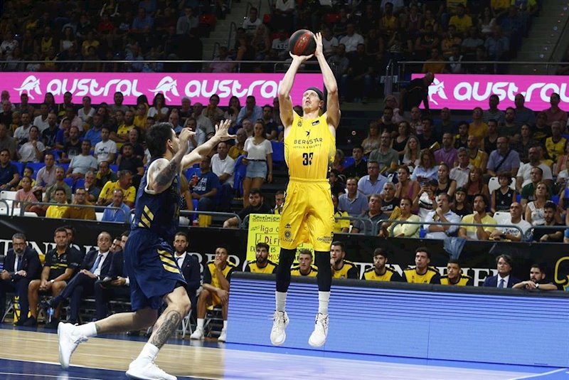 ep kyle singler con el iberostar tenerife