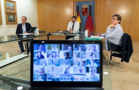 ep lopez miras informa a los alcaldes de su intencion de pedir el paso a la fase 1