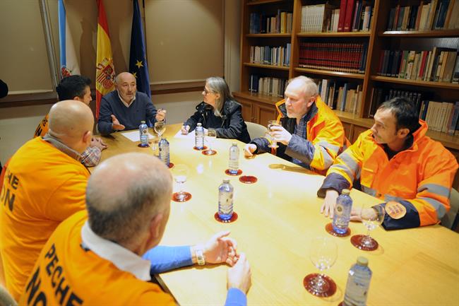 Reunión por el conflicto del cierre de Alcoa en A Coruña | M. Dylan / Europa Press ep reunionconflictocierrealcoaa coruna