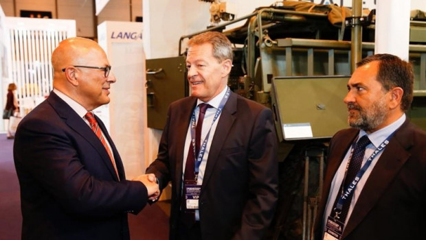 ep thales aportaejercitotierrasistema de limpiezarutas para detectar explosivosindividuos hostiles