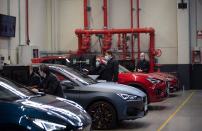 ep varios trabajadores en el nuevo test center energy tce de seat a 15 de diciembre de 2021 en