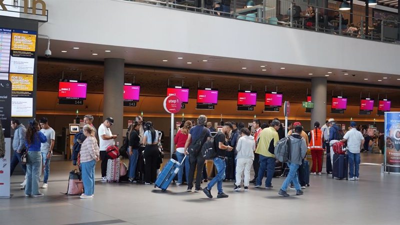 Bankinter, prudente sobre el sector turístico pese a las buenas previsiones del verano