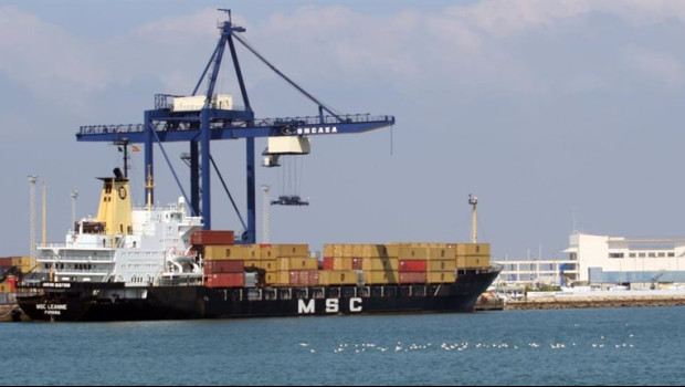 ep archivo   carguero del la naviera msc en el puerto de cadiz