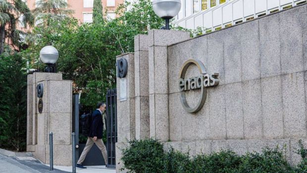 ep archivo   entrada de la sede de enagas