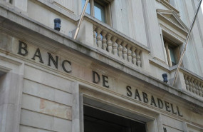 ep archivo   fachada de la sede historica del banc sabadell a 6 de agosto de 2025 en sabadell