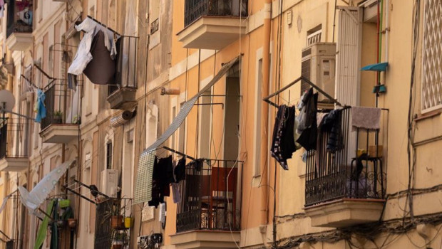 ep archivo   fachada de un edificio de viviendas