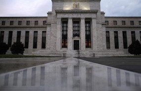 ep archivo   la entrada del edificio de la reserva federal de estados unidos