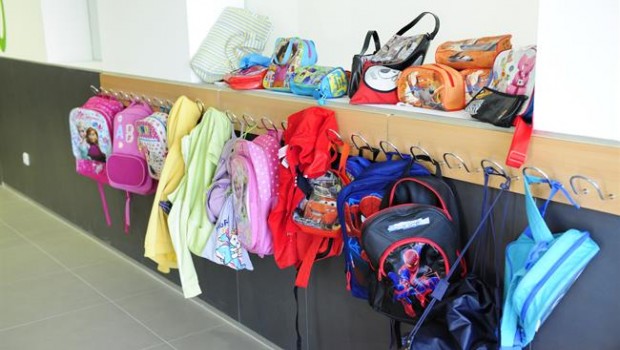 ep colegio material escolar mochilas estuches ninos clase