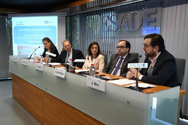 Directivos de ESADE, EY, Huawei e IBM | ESADE ep directivosesade ey huawei e ibm